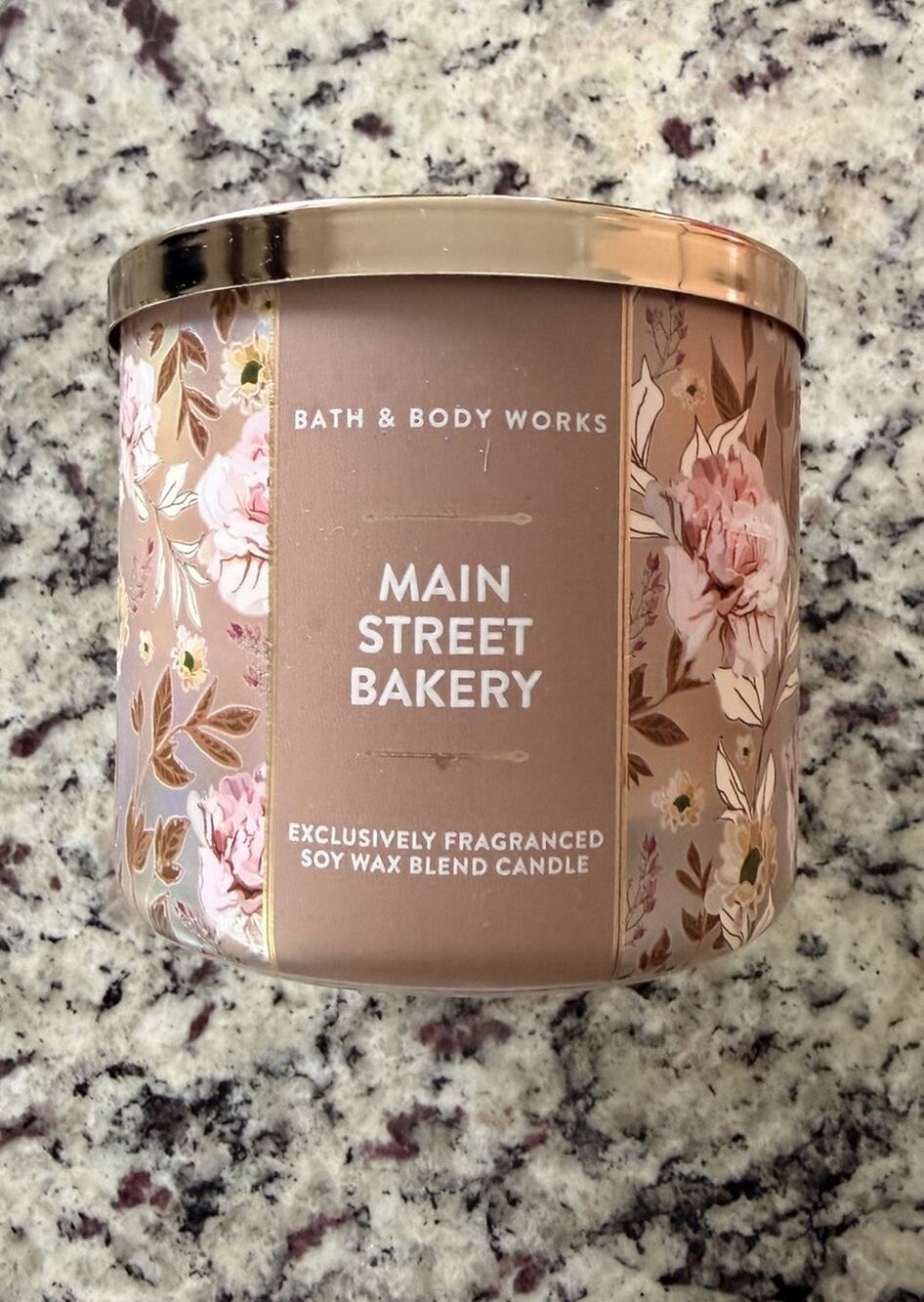 Set Of 2 Bath & Body Works Main Street Bakery 3 Wick Candle 14.5 oz